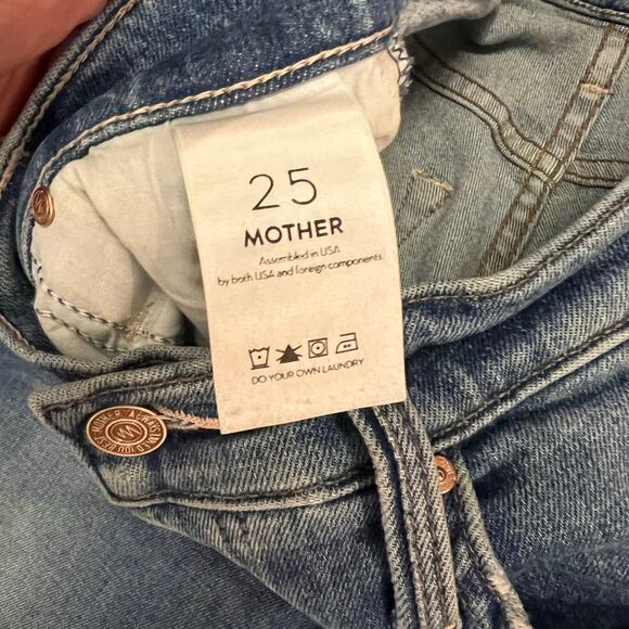 Mother The Tomcat Ankle Distressed Light Wash Denim Jeans Size 25 - Picture 6 of 6